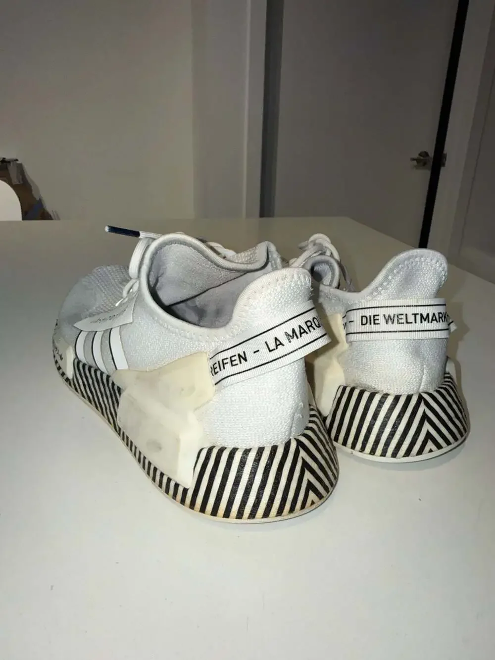 Adidas NMD_R1 V2 Tokyo White Black Size 8.5